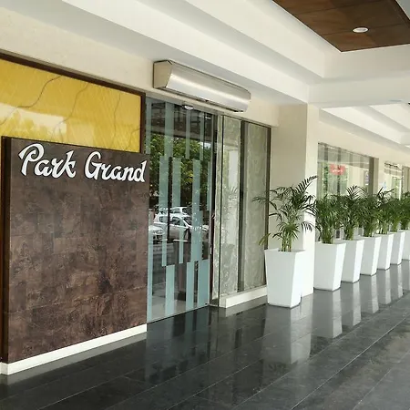 Hotel Park Grand-3